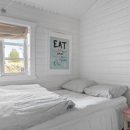 Дом отдыха Lovely In With Sauna *